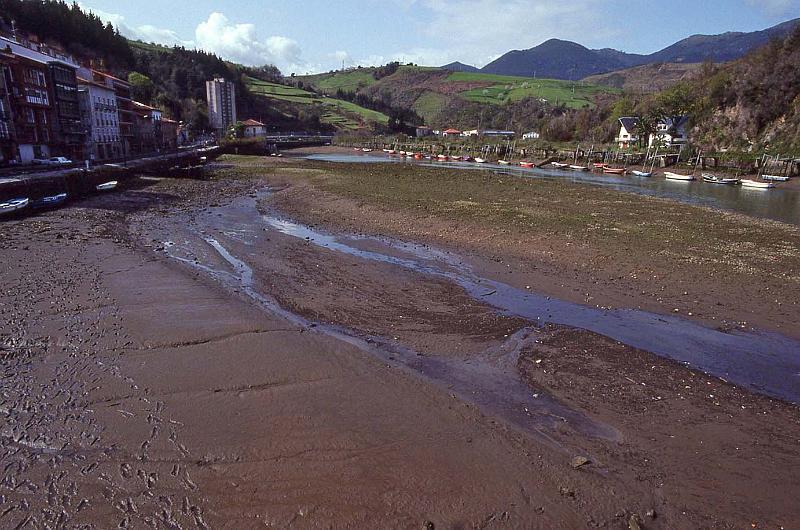 WT 2300 313-33 Spain.jpg